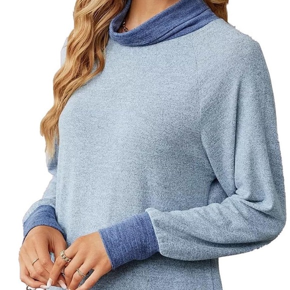 Blue tunic sweater - Picture 1 of 5